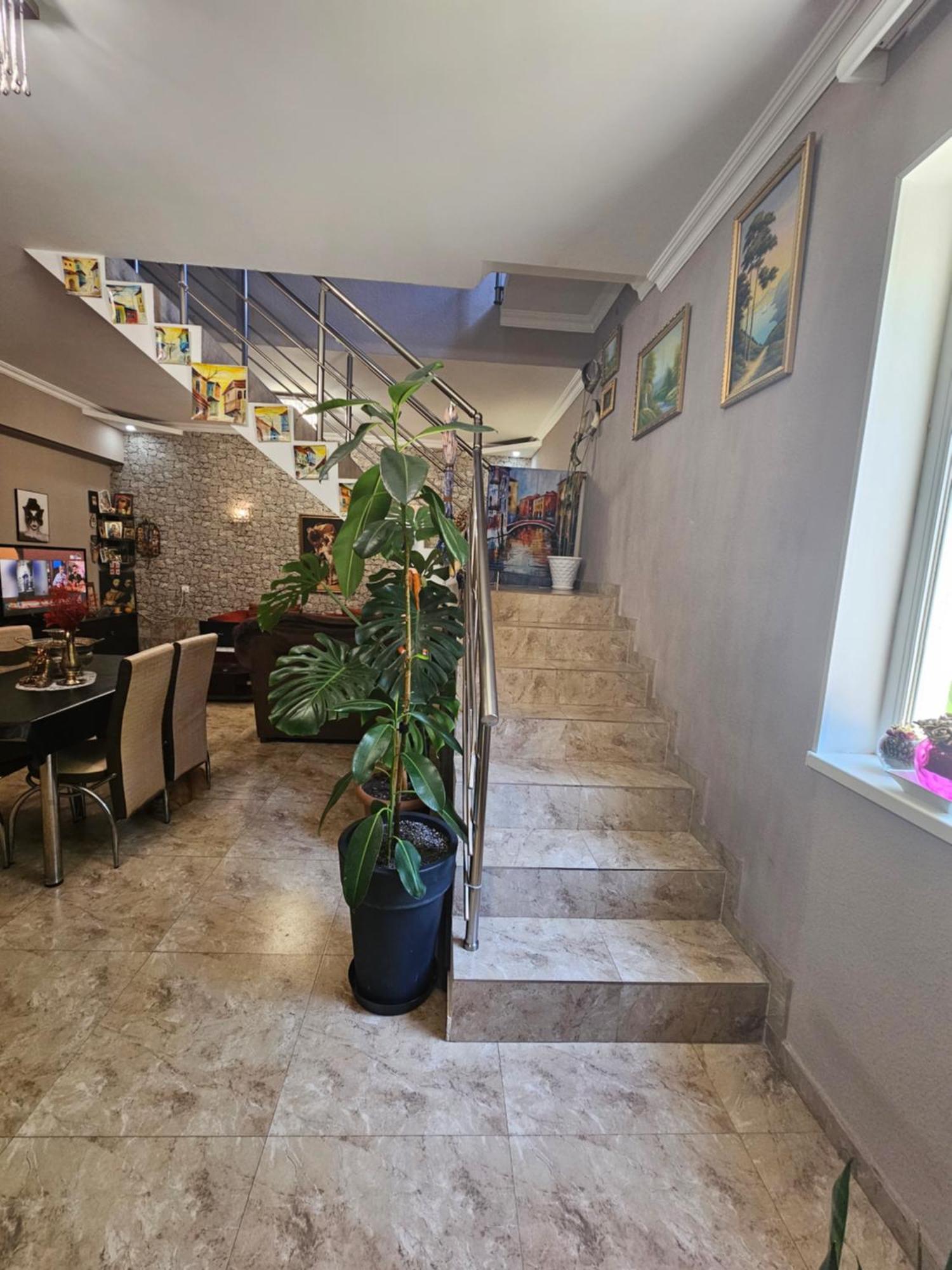 Guesthouse Different Tiflis Exterior foto