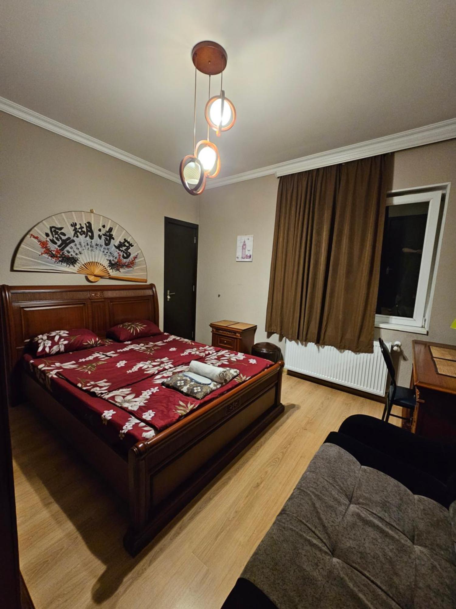 Guesthouse Different Tiflis Exterior foto