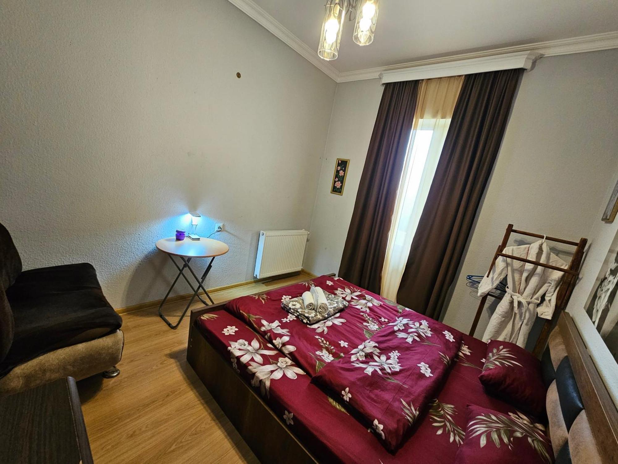 Guesthouse Different Tiflis Exterior foto
